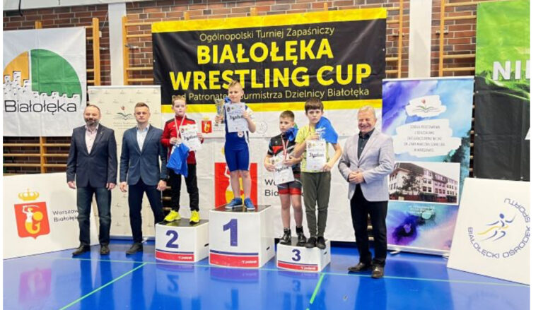 Grajewscy zapaśnicy na Białołęckiej Arenie: raport z tutnieju Wrestling Cup