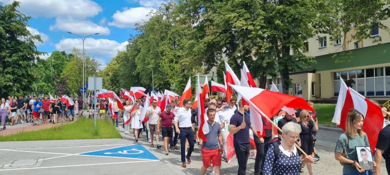 Hajnówka: Marsz ku pamięci Mateusza Sitka