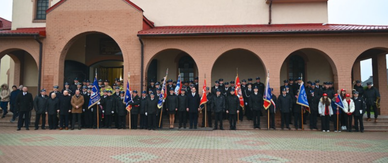 Uroczysta Msza Święta w intencji strażaków powiatu zambrowskiego