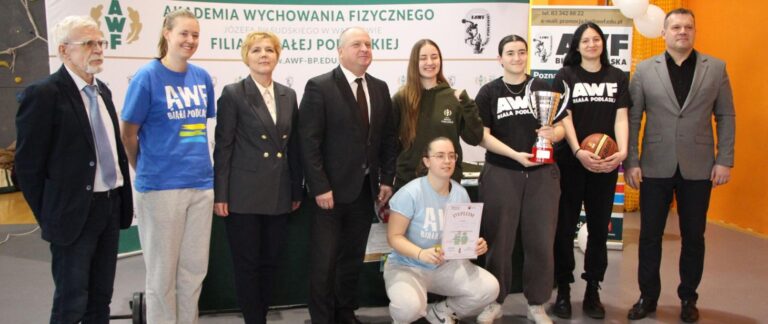 XI Prezentacje Edukacyjno-Doradcze „Uczelnie w Powiecie” w Zambrowie – Uczniowie Wybierają Przyszłość