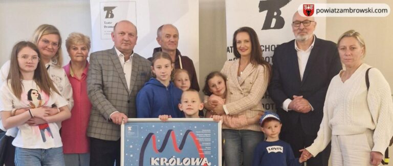 Rodziny zastępcze z Powiatu Zambrowskiego w Teatrze Dramatycznym w Białymstoku