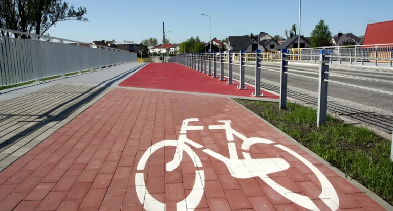 Nowa sieć ścieżek rowerowych w Łomży coraz bliżej – ruszają prace projektowe!