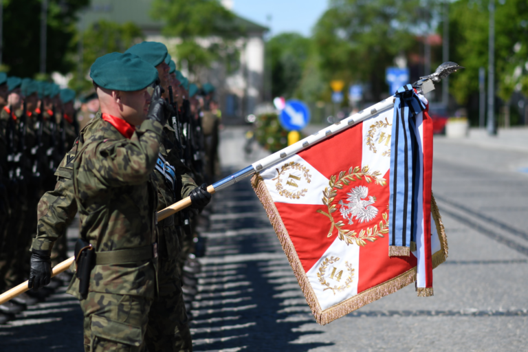 Święto Bohaterów z Suwałk – uroczysty apel i podziękowania dla 14 Pułku Przeciwpancernego